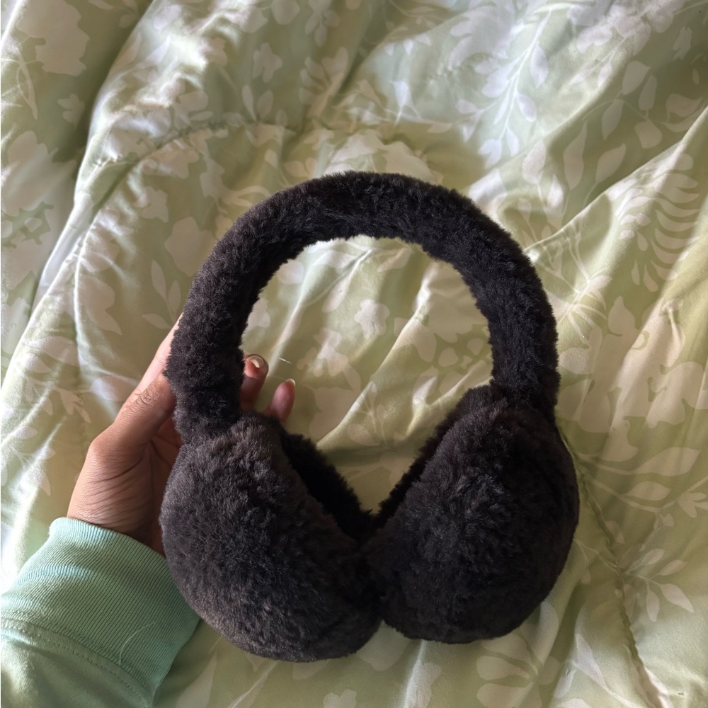Lululemon earmuffs